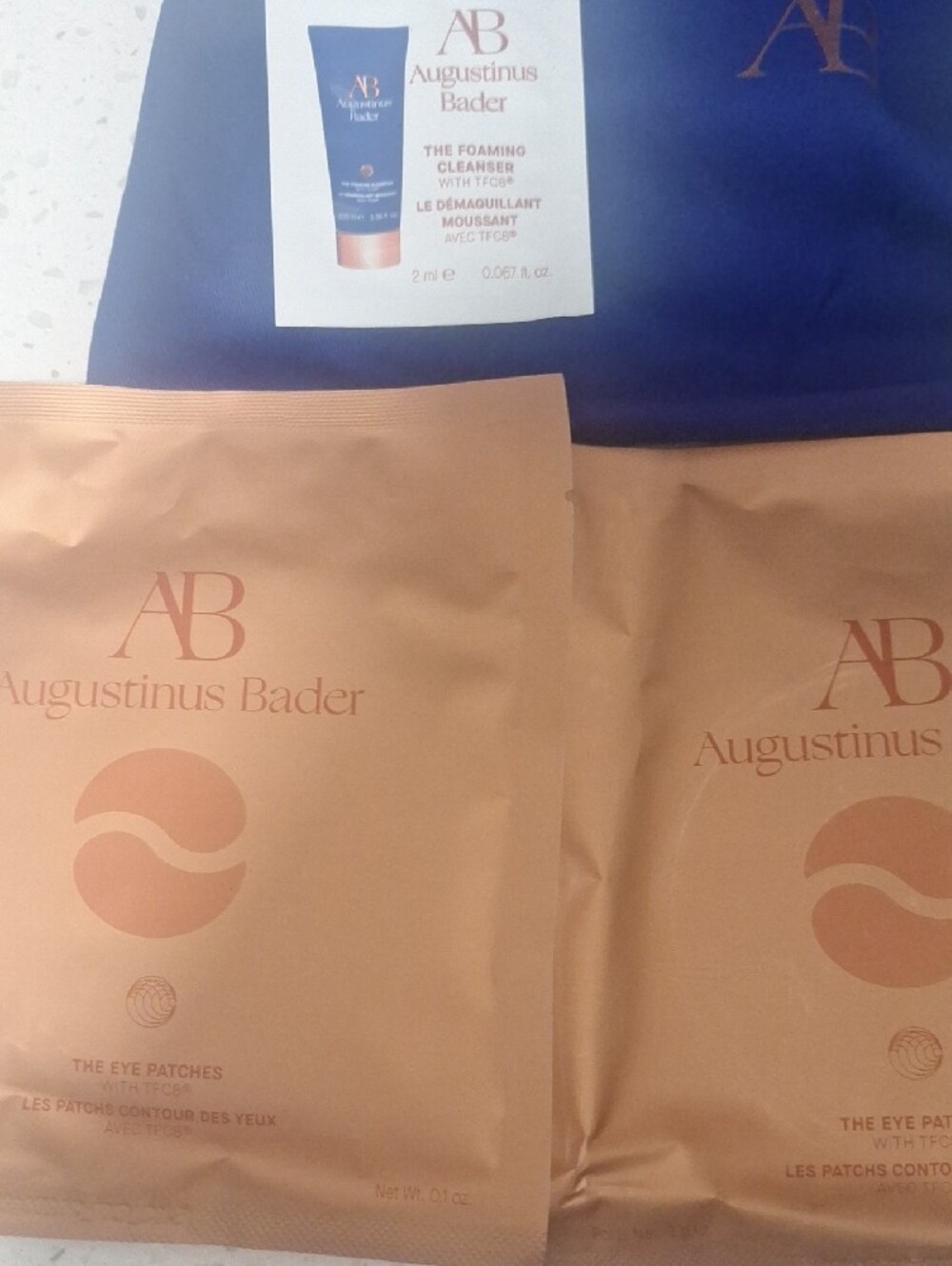 Blue Augustinus Bader Drawstring Bundle - Picture 3 of 6
